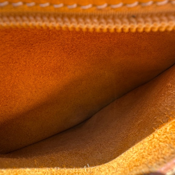 Authentic Loewe Anton Sling Bag - Picture 17 of 17